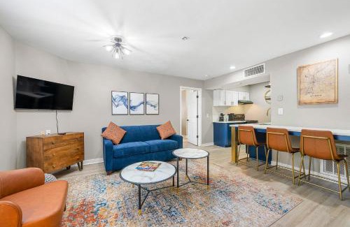 Garden Hills Apartment | Chic Condo Retreat in Central Buckhead Atlanta