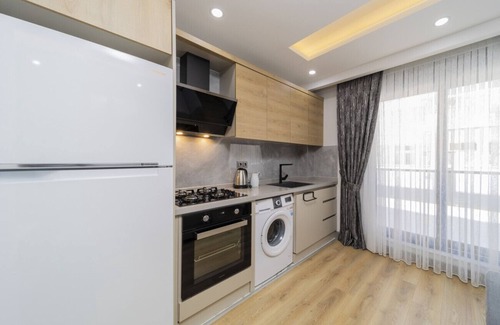 Muratpasa Apartment | Chic Flat with Central Location in Muratpasa