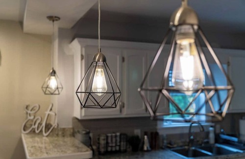 Flint House | Chic, Modern Luxury in the Heart of Vehicle City