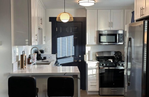 National City Apartment | Chic Oasis: Contemporary Studio in National City