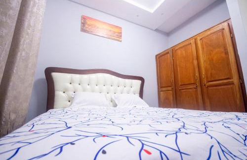 Douala Apartment | Chic Studio VIP GOLD Luxe Confort et Élégance à Douala Stade Bonamoussadi