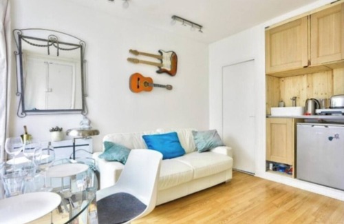 Porte-Dauphine Apartment | Chic Tiny apt Champs Elysées Area.4pers