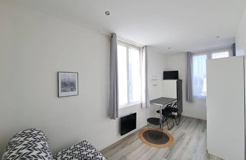 Reims Apartment | Chicago- Appartement Lumineux