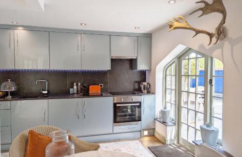 Chichester House | Chichester Lodge