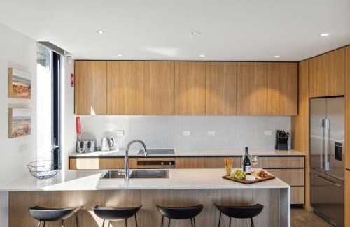 Jindabyne House | Chilam C