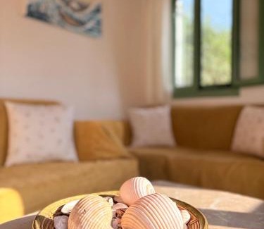 Zalongo Apartment | Chlóe Garden House