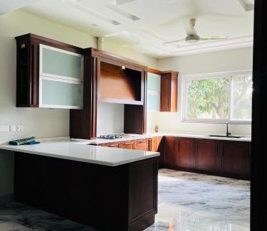 Lahore Apartment | Chohdary Villa 124 j ph 2