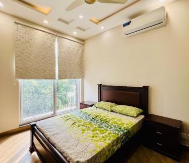 Lahore Apartment | Chohdary Villa 124 j ph 2