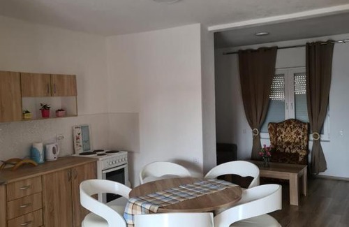 Pestani Apartment | Christina 2