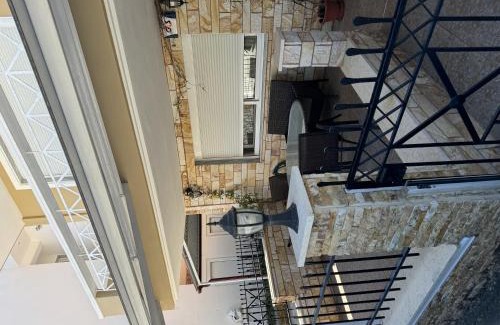 Nea Peramos Apartment | Christinas Deluxe Apartment