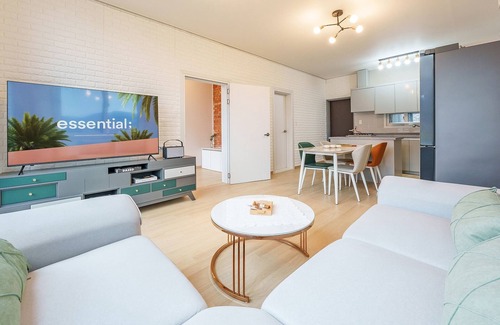 Namsan House | Chuncheon Dogandstay