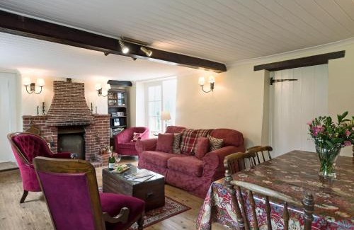 Twywell House | Church Cottage