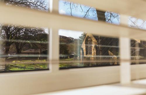 Whalley House | Church View Cottage