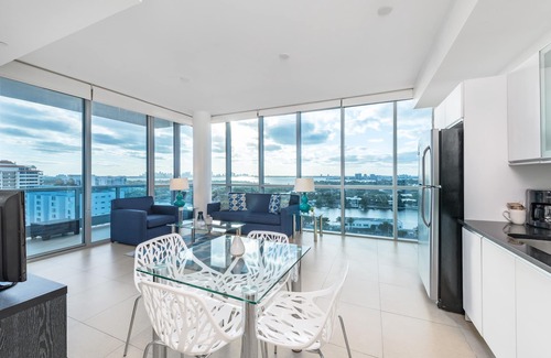 North Beach Apartment | Churchill Suites Monte Carlo Miami Beach