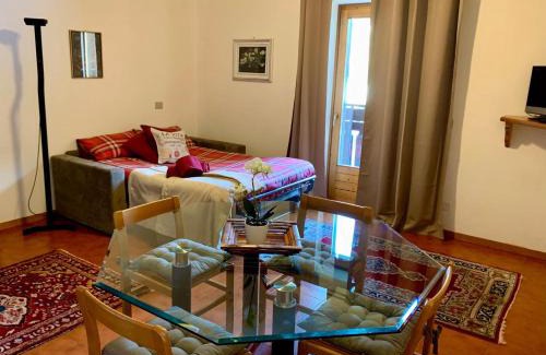 Isolaccia Apartment | Cima de' Piazzi Apartment 1