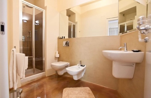 Barcellona Pozzo di Gotto House | Cinquecento B&B