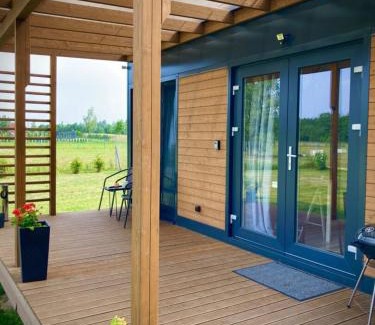 Szeligi Cabin | Cisy Resort-bon turystyczny,ogrodzony teren na wyłączność,150 m od jeziora