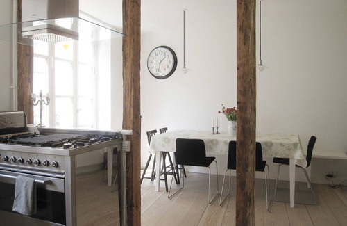 Copenhagen City Centre Apartment | City Apartment in Copenhagen with 3 bedrooms sleeps 5