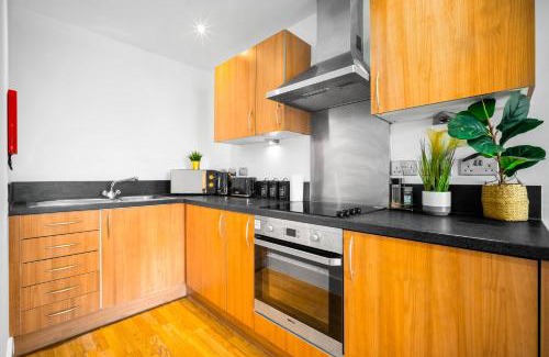 Theatreland Birmingham Apartment | City Centre Apartment - China Town - Balcony - Parking - Wifi - Netflix - 43A