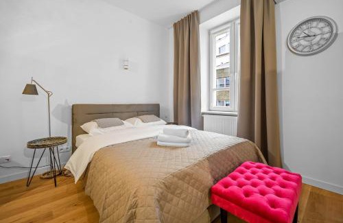 Srodmiescie Południowe Apartment | City Centre Piękna Street