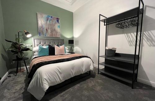 Clayton House | City Haven Stylish Home