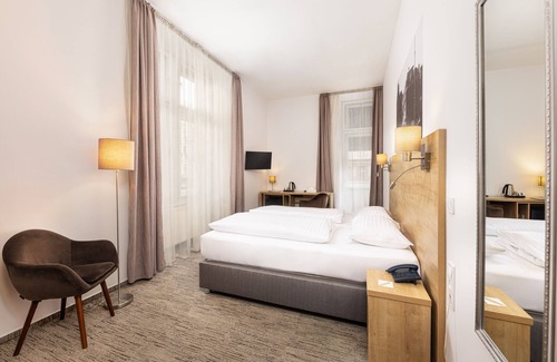 Ujlipotvaros Hotel | City Hotel Ring