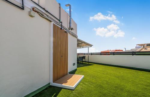 Vecindario Apartment | City Hub Stay