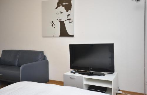 District 6 Apartment | City Studio - Crown 25