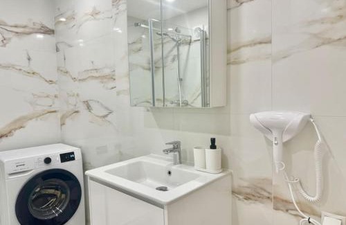 Innere Stadt Apartment | City Suites of BLE