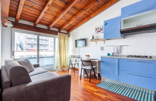 Vigentino Apartment | Civico288-Romantic Attic near IEO-BOCCONI-F.PRADA