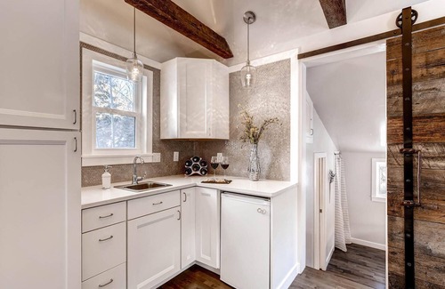 Idaho Springs Cabin | Claimjumper Creekside Cabin Retreat