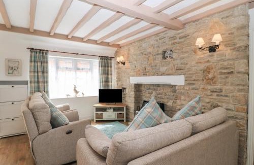 Swanage House | Claire Cottage