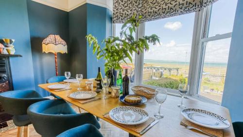 Llanfairfechan House | Claremont