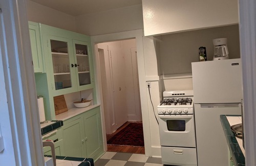 Seabright Apartment | Classic apartment central Santa Cruz