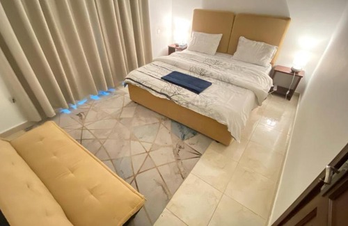 Mirdif House | Classic Villa Rooms opposite to Mirdif City Center