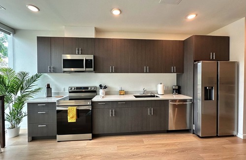 Point Loma Heights Apartment | Clean, bright, with large exclusive patio, parking, close to airport and beach