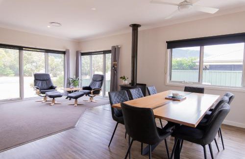 Halls Gap House | Clematis Retreat