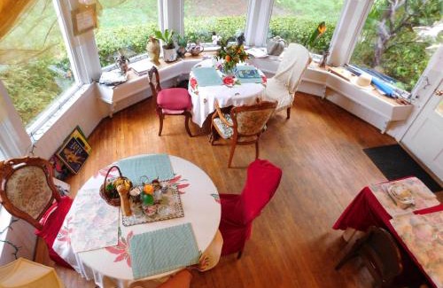 Beach Hill - Beach Flats Hotel | Cliff Crest Inn