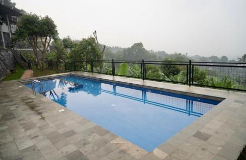 Cisarua Villa | Cliff Top Villa, Puncak