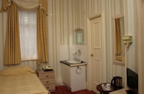 Lytham St. Anne's Hotel | Clifton Park Hotel - Exclusive to Adults