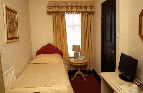 Lytham St. Anne's Hotel | Clifton Park Hotel - Exclusive to Adults