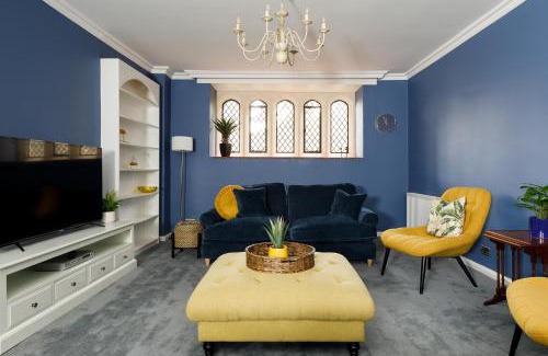 Chichester House | Cloisters Cottage