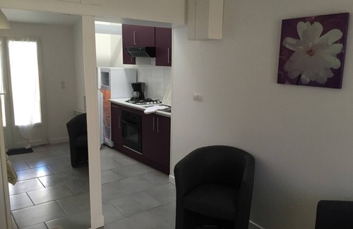 Rivedoux-Plage Cottage | CLOS DES PINS *, Pavilion for 4 people, in the heart of the pine forest, heated swimming pool