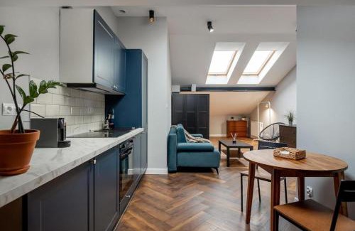 Praga Apartment | Close-Golden Apartments Warsaw - Old Town - Marcinkowskiego #1