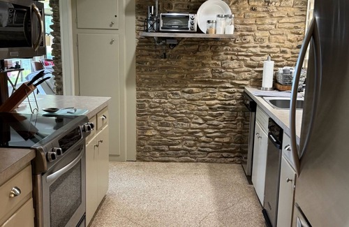 Lakeshore Addition House | Close in Lake Austin lake front setting, family friendly home, not a party venue