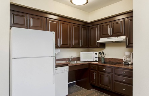 Mount Laurel Condo | Close to City Center Philadelphia | 24 Hour Business Center