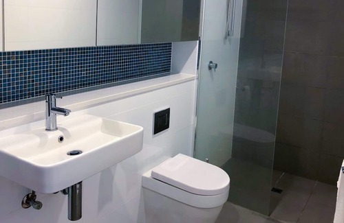 Rivervale Apartment | Close to everything, airport, stadium and city