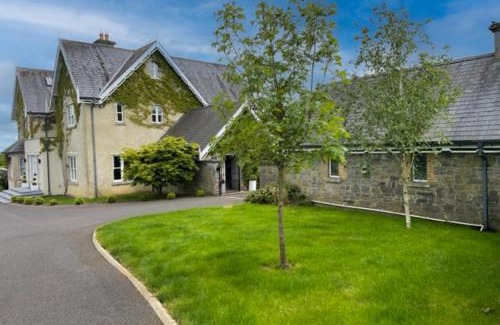 Castletown House | Cluain Ard Holiday Home by Trident Holiday Homes