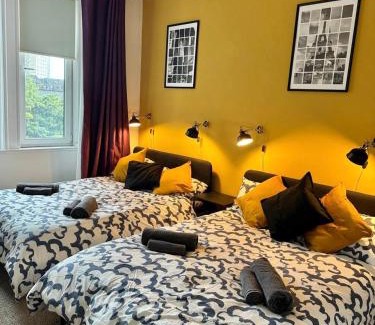 Dalmuir Apartment | Clydebank Cozy 3bdr flat near Glasgow