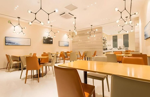 Qinnan District Hotel | 26 m² Hotel ∙ 2 bedrooms ∙ 4 guests